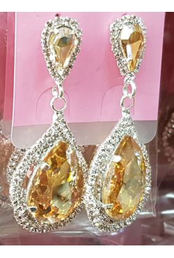 Boucles d'oreilles ornées de diamant Boucles d'oreilles ornées de diamant