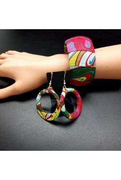 Bijoux africains boucles d'oreilles et bracelet colorés