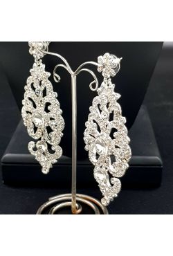 Boucles d'oreilles pendantes motifs et pierres Boucles d'oreilles pendantes motifs et pierres