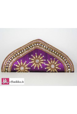 Sac de soirée en soie brute brodé de perles et swarovski