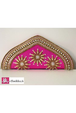 Sac de soirée en soie brute brodé de perles et swarovski