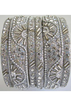Bracelets indien perles et swarovski Bracelets indien perles et swarovski