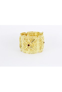 Bijou de tradition orientale bracelet avec pierres rouge en plaqué or pas cher Bijou de tradition orientale bracelet avec pierres rouge en plaqué or pas cher
