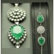 Bracelet orné de pierres semi précieuses vert émeraude