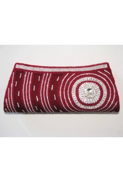 Pochette sac de soirée brodée de perles rouges et swarovski