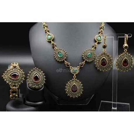 Idée cadeau pour les fêtes : les bijoux turcs